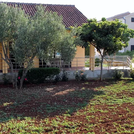 بيت للعطل House With A Parking Space Sukosan, Zadar - 6218
