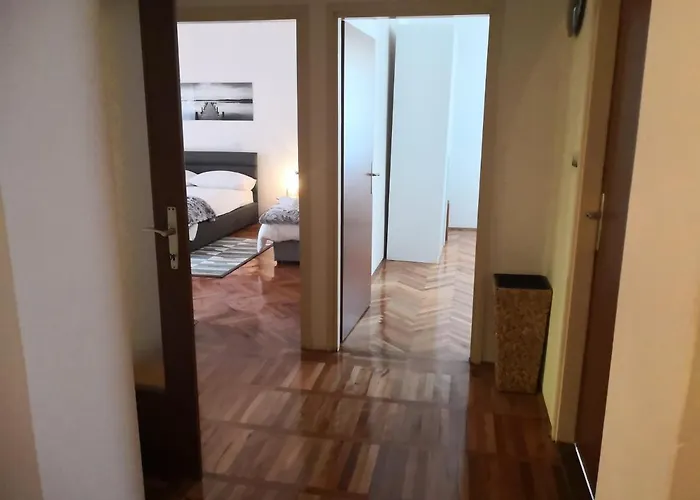 House With A Parking Space Sukosan, Zadar - 6218 بيت للعطل